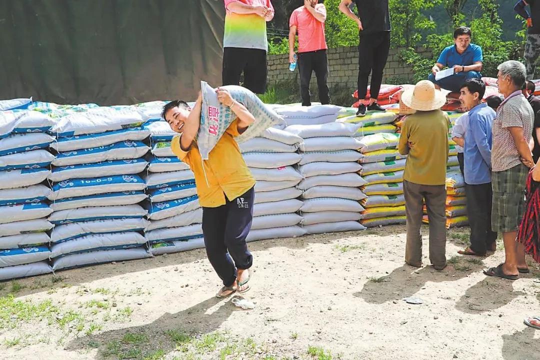 三農(nóng)日?qǐng)?bào)|農(nóng)民合作社迎來(lái)一大機(jī)會(huì)；業(yè)內(nèi)人士：我國(guó)已進(jìn)入智能養(yǎng)殖