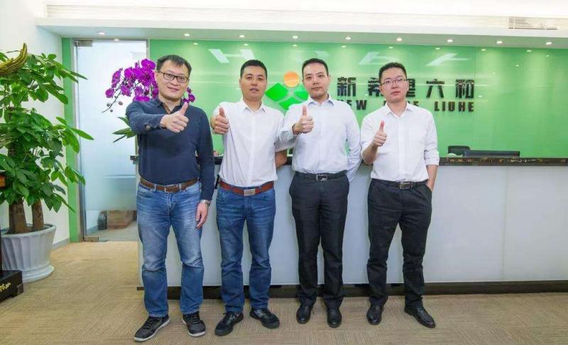 146402302475243457  5.jpg