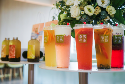 【上市公司】剛剛，奈雪的茶宣布要上市！估值130億，500家門店,3年巨虧1億多！