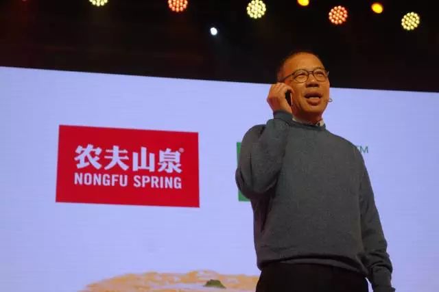 炸！炸！炸！農(nóng)夫山泉?jiǎng)?chuàng)始人鐘睒睒：用做水的精神做農(nóng)業(yè)