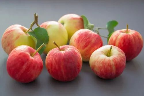 【品牌農(nóng)業(yè)】蘋(píng)果品牌一邊價(jià)值大漲，一邊嚴(yán)重滯銷(xiāo)，這也叫品牌？